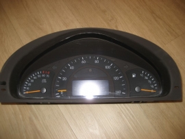Mercedes Benz G500 G CLASS W463 - speedo cluster - 4635402111